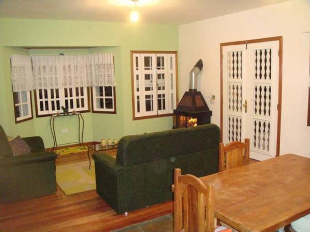 Casa do Esquilo Campos do Jordão Area Externa de 2000 m2 Vila Quarto foto